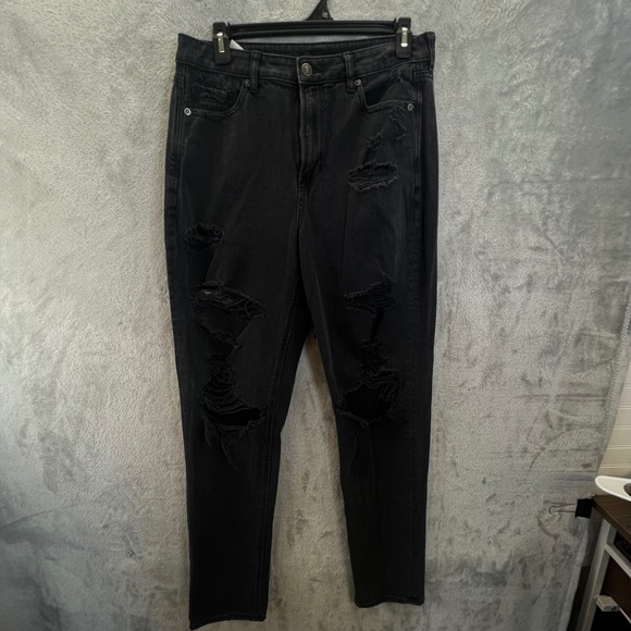 American Eagle Outfitters Denim - American Eagle Mom Jean High Waisted Distressed Washed‎ Black Size 10 X-Long